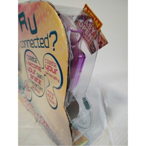 Be-Bratz Doll with Stylish Purple Accessories - Picture 2 of 2